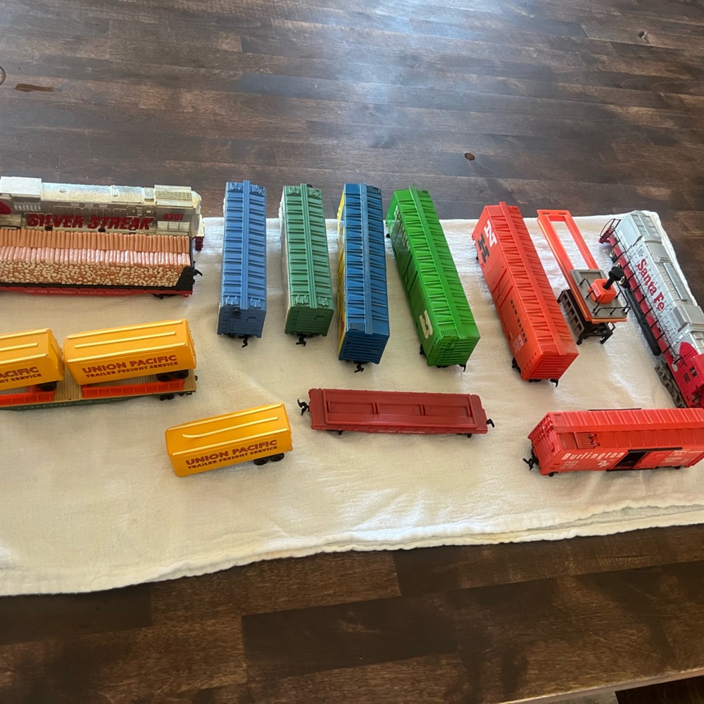 15 piece Vintage TYCO train set